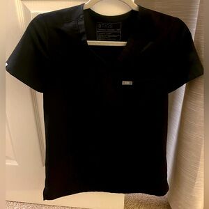 Figs black scrub top